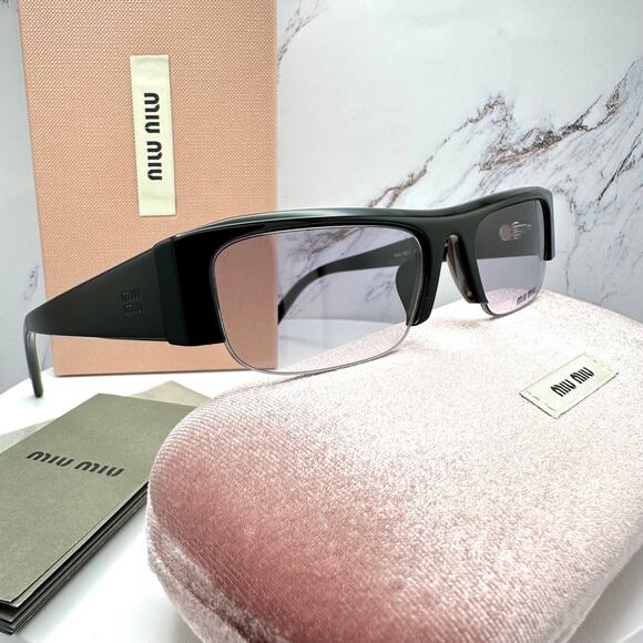 New MIU MIU Vedette Sunglasses Seen on Kylie Jenner MU B07S 16K04O Black Italy - Picture 3 of 16